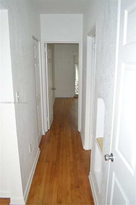 For Rent: $4,750 (2 beds, 2 baths, 1814 Square Feet)