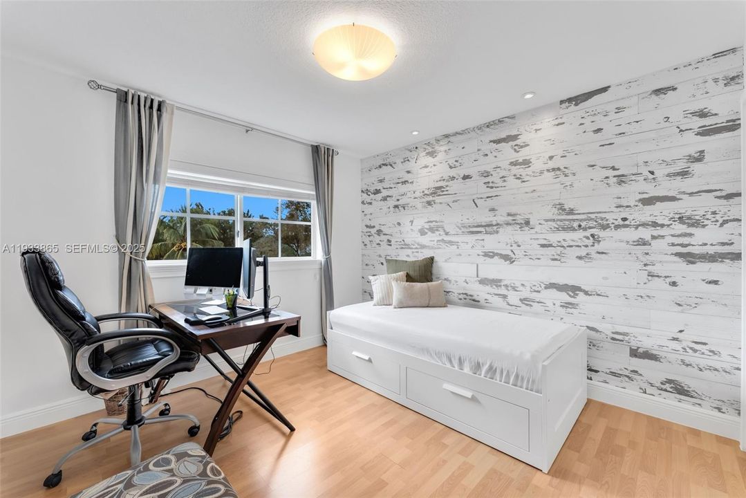 En Renta: $3,600 (3 camas, 2 baños, 1804 Pies cuadrados)