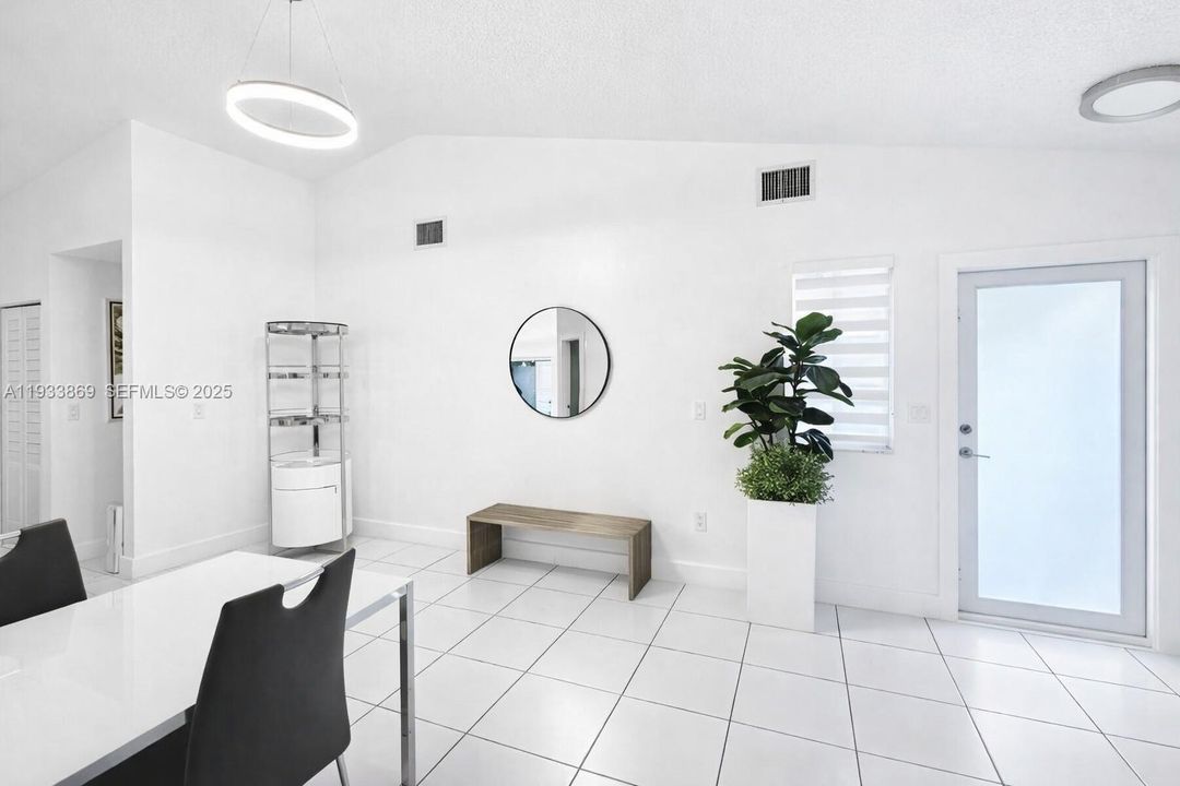 На продажу: $535,000 (3 спален, 2 ванн, 1180 Квадратных фут)