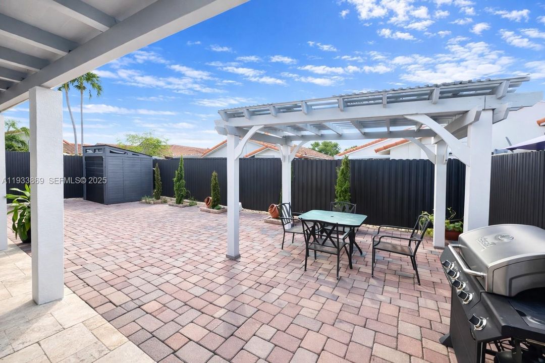 На продажу: $535,000 (3 спален, 2 ванн, 1180 Квадратных фут)