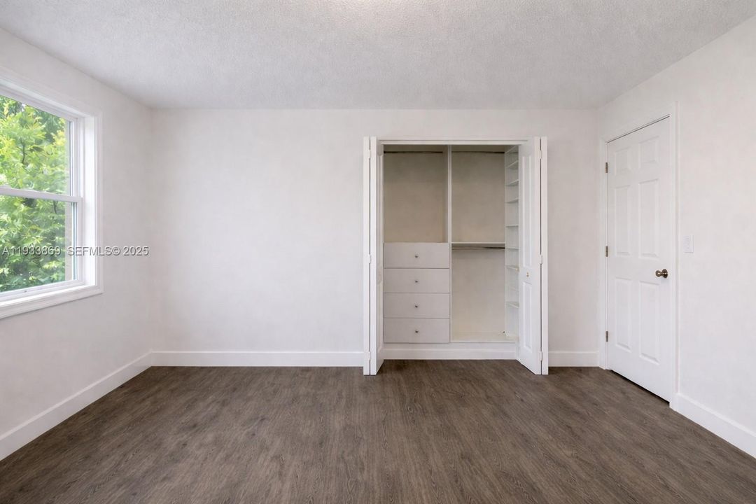 На продажу: $535,000 (3 спален, 2 ванн, 1180 Квадратных фут)