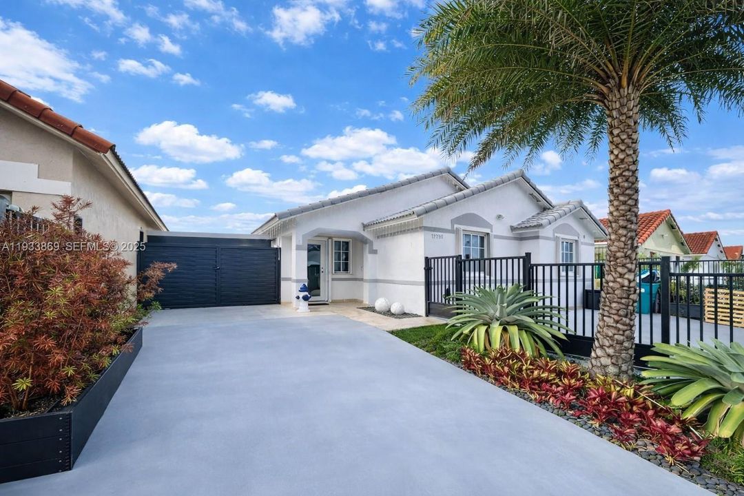 На продажу: $535,000 (3 спален, 2 ванн, 1180 Квадратных фут)