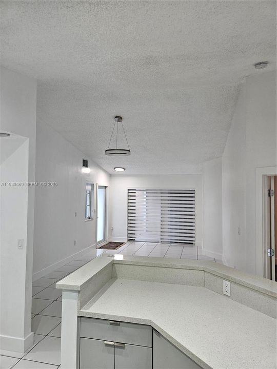 На продажу: $535,000 (3 спален, 2 ванн, 1180 Квадратных фут)