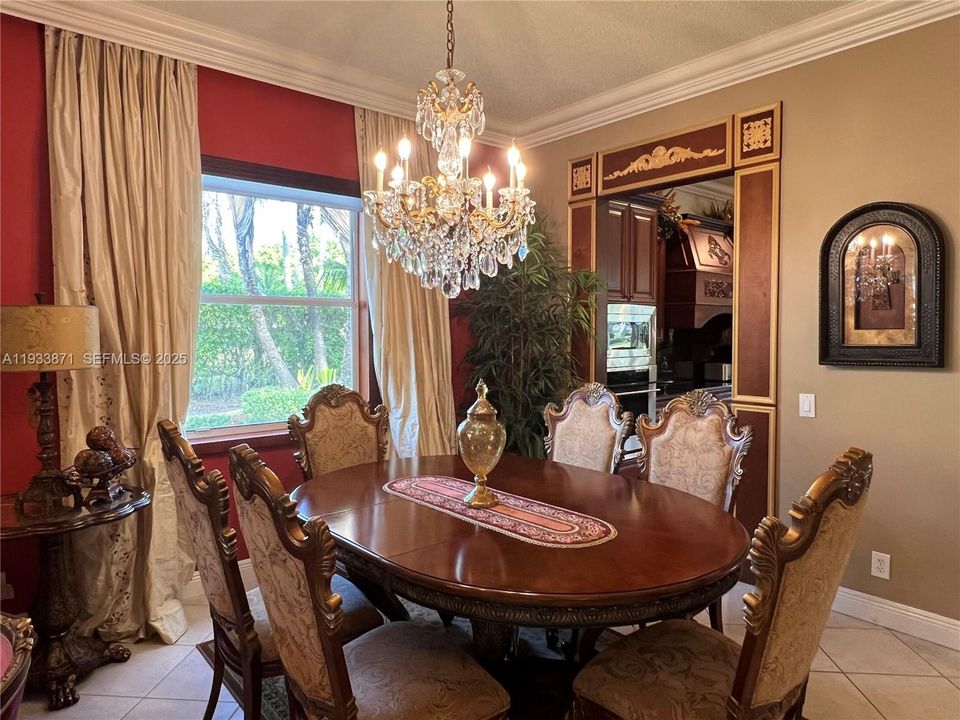 出租: $5,800 (4 贝兹, 2 浴室, 2116 平方英尺)