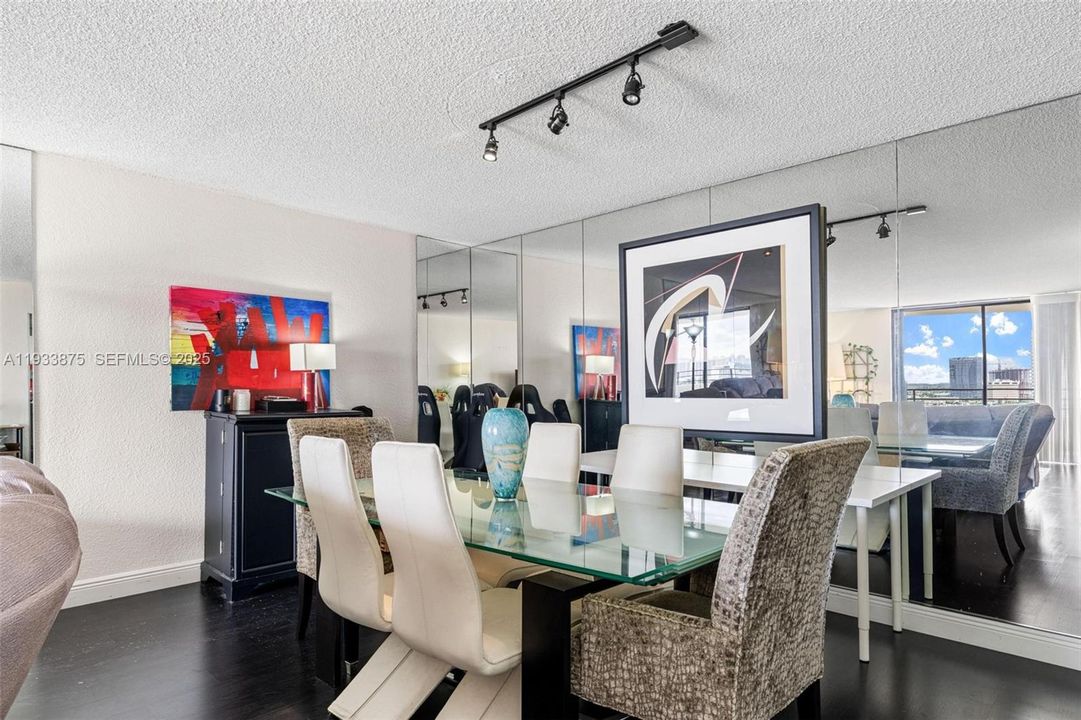 For Sale: $495,000 (3 beds, 2 baths, 1780 Square Feet)