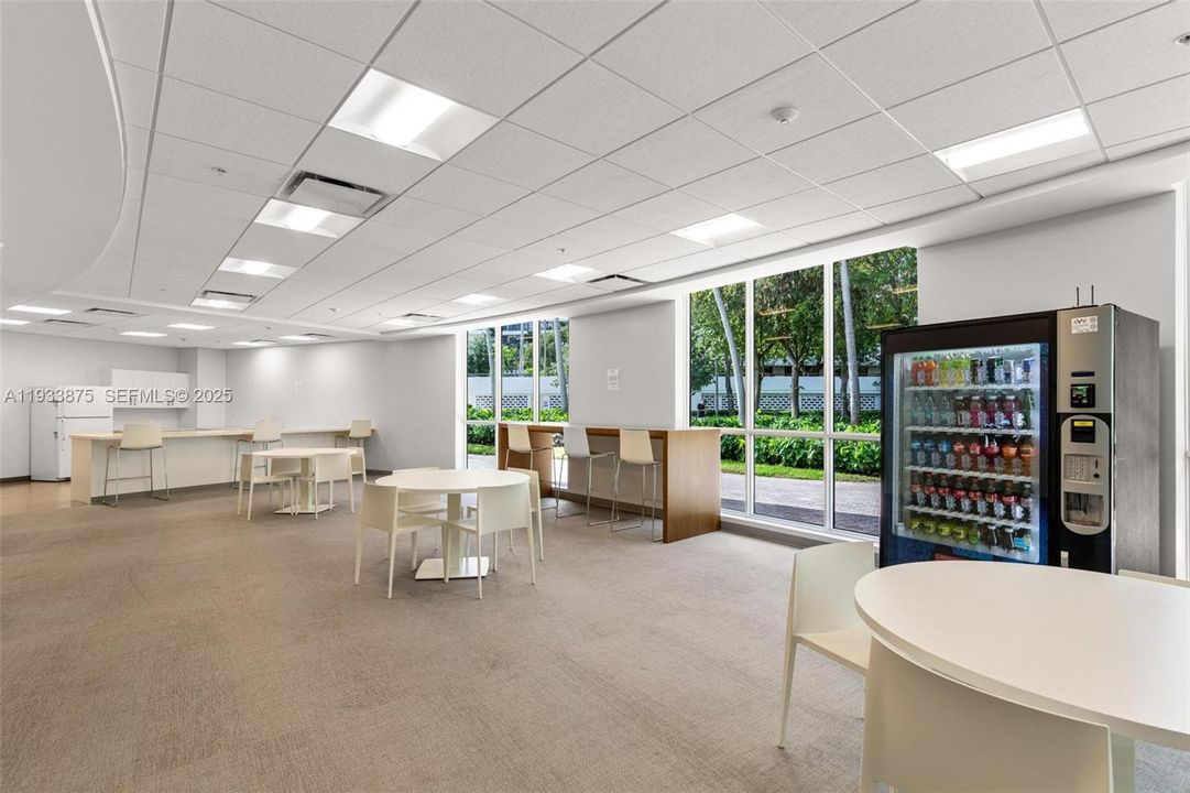 For Sale: $495,000 (3 beds, 2 baths, 1780 Square Feet)