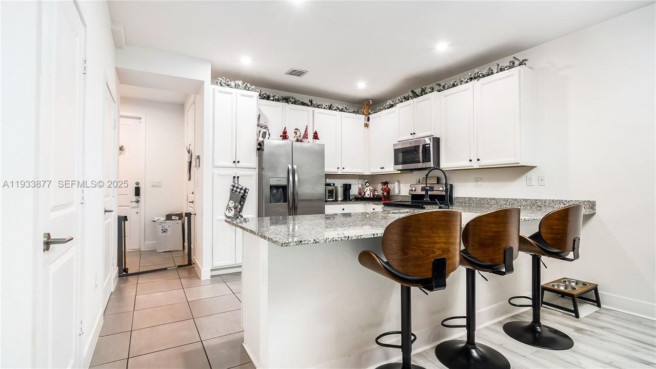 For Sale: $440,000 (3 beds, 2 baths, 1530 Square Feet)