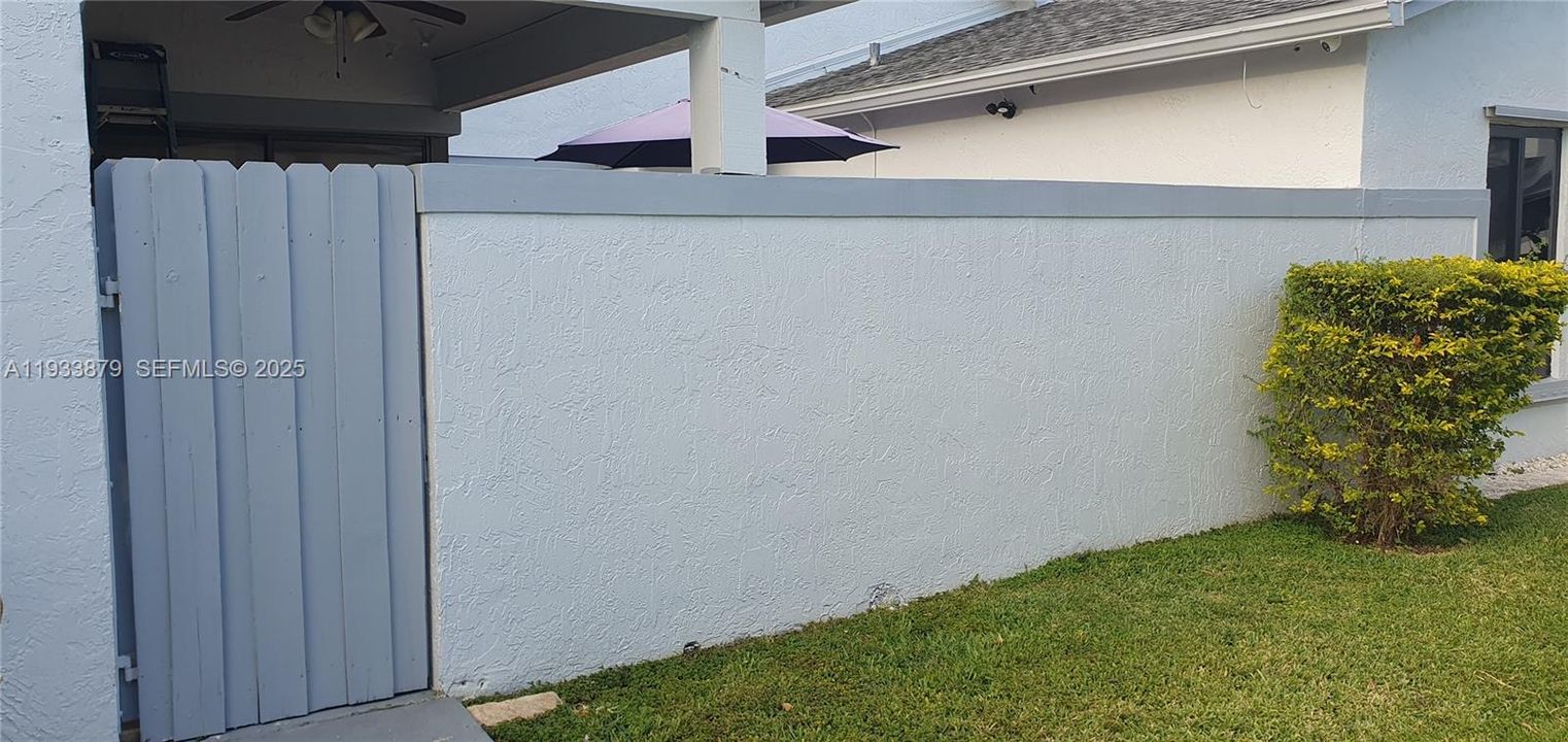 В аренду: $2,500 (2 спален, 1 ванн, 845 Квадратных фут)