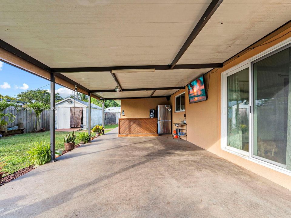 For Sale: $524,900 (3 beds, 2 baths, 1698 Square Feet)