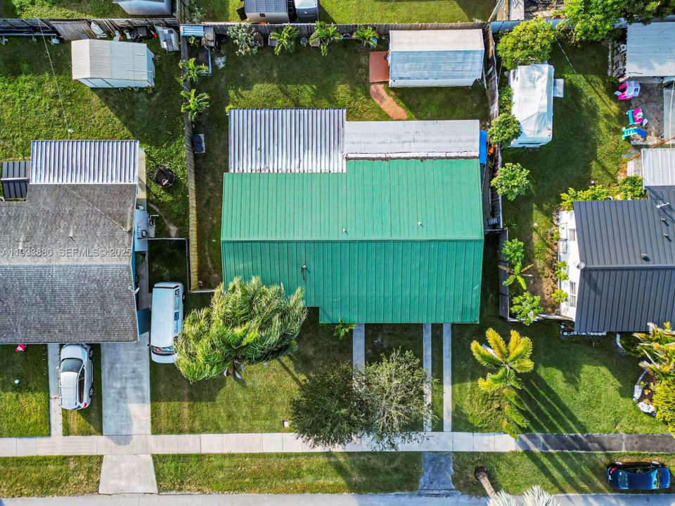 For Sale: $524,900 (3 beds, 2 baths, 1698 Square Feet)