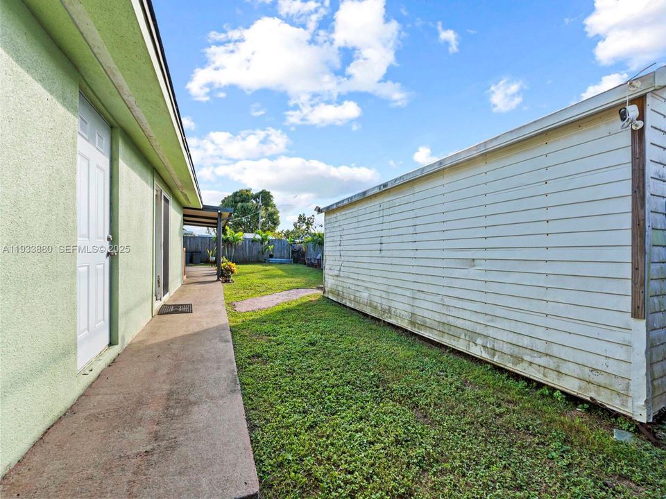 For Sale: $524,900 (3 beds, 2 baths, 1698 Square Feet)