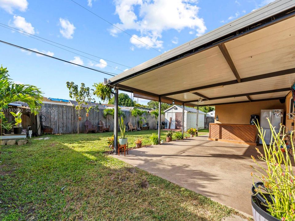 For Sale: $524,900 (3 beds, 2 baths, 1698 Square Feet)