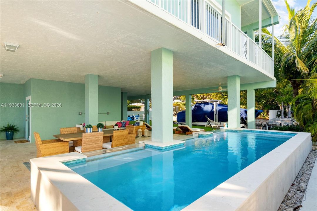 待售: $1,800,000 (3 贝兹, 3 浴室, 1628 平方英尺)