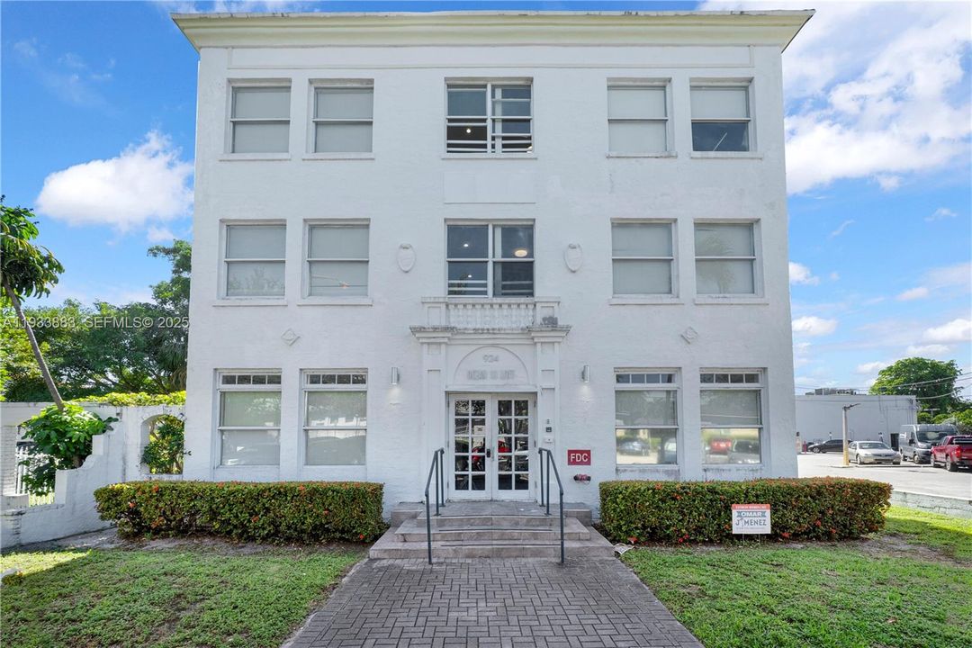 В аренду: $1,950 (1 спален, 1 ванн, 565 Квадратных фут)