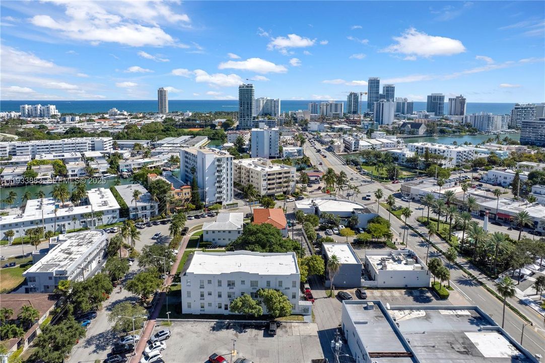 В аренду: $1,950 (1 спален, 1 ванн, 565 Квадратных фут)