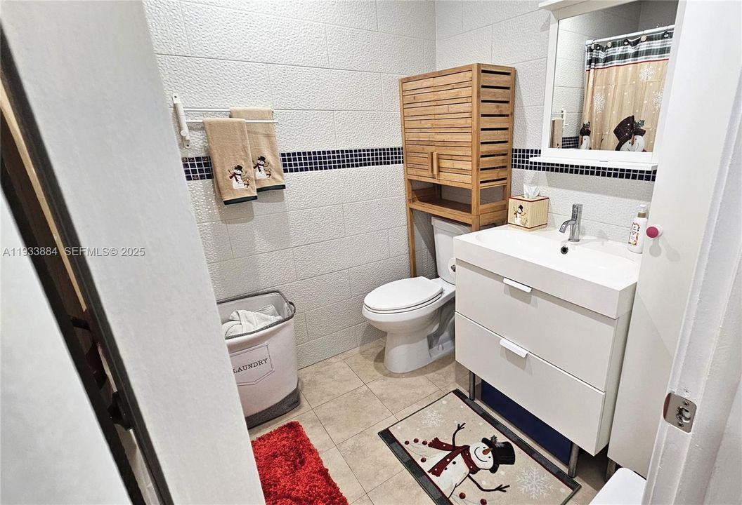 For Sale: $319,000 (3 beds, 2 baths, 1330 Square Feet)