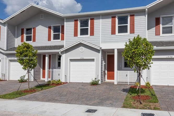 For Sale: $379,999 (3 beds, 2 baths, 1542 Square Feet)