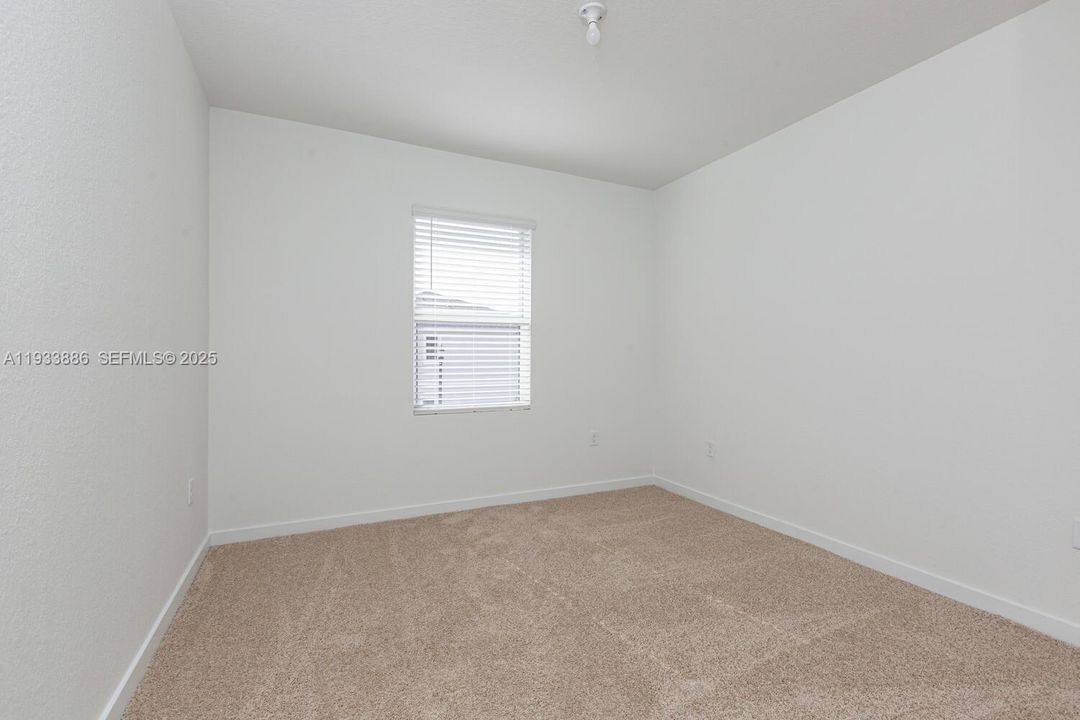 For Sale: $379,999 (3 beds, 2 baths, 1542 Square Feet)