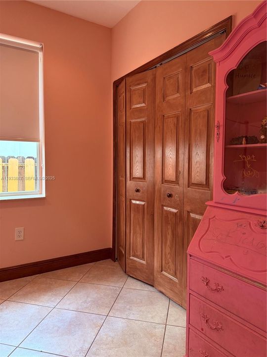 出租: $4,800 (3 贝兹, 2 浴室, 1432 平方英尺)