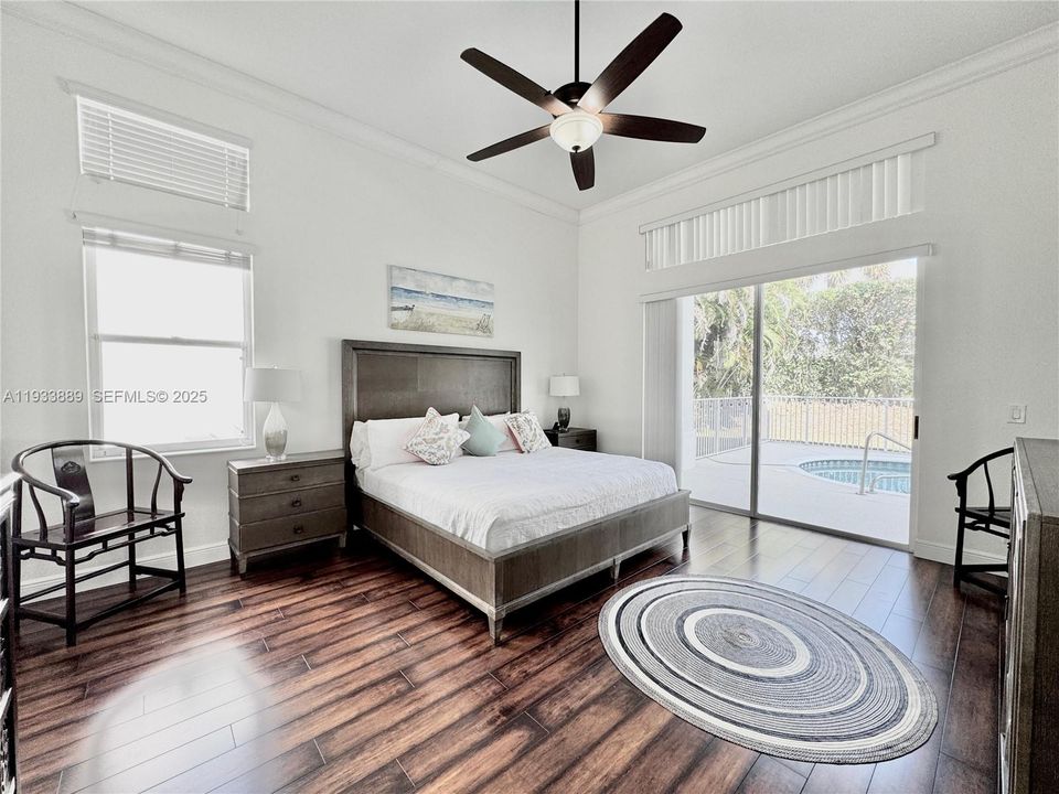 En Venta: $850,000 (3 camas, 2 baños, 2118 Pies cuadrados)