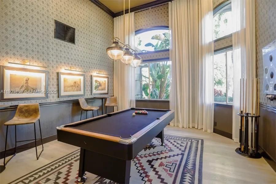 En Venta: $850,000 (3 camas, 2 baños, 2118 Pies cuadrados)