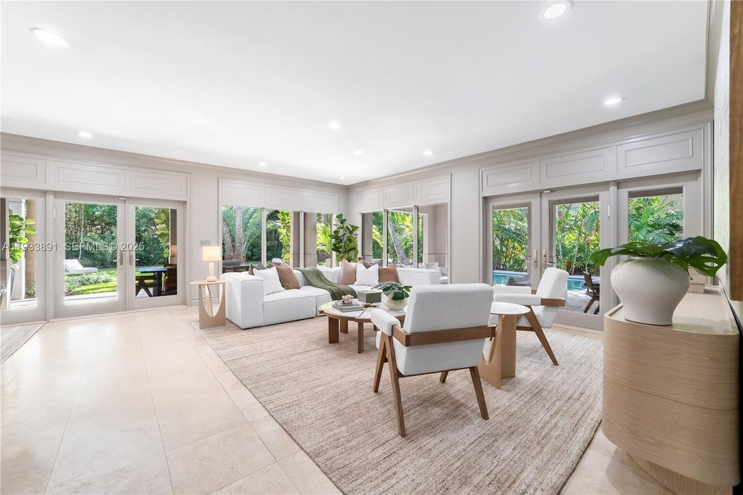 For Sale: $8,750,000 (7 beds, 6 baths, 7034 Square Feet)