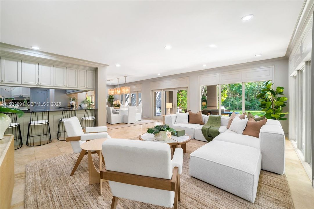 For Sale: $8,750,000 (7 beds, 6 baths, 7034 Square Feet)