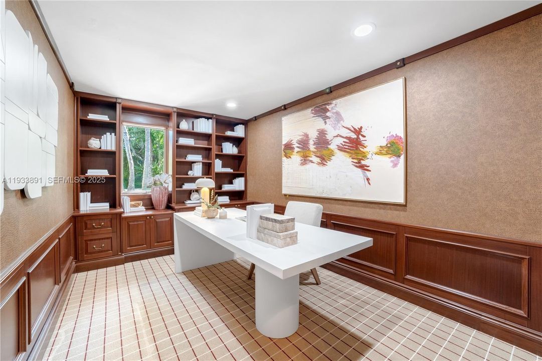 For Sale: $8,750,000 (7 beds, 6 baths, 7034 Square Feet)