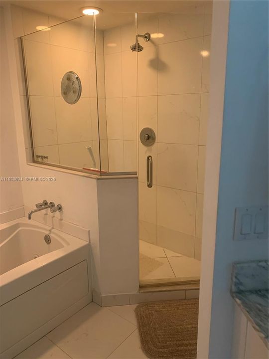 В аренду: $4,490 (2 спален, 2 ванн, 1197 Квадратных фут)