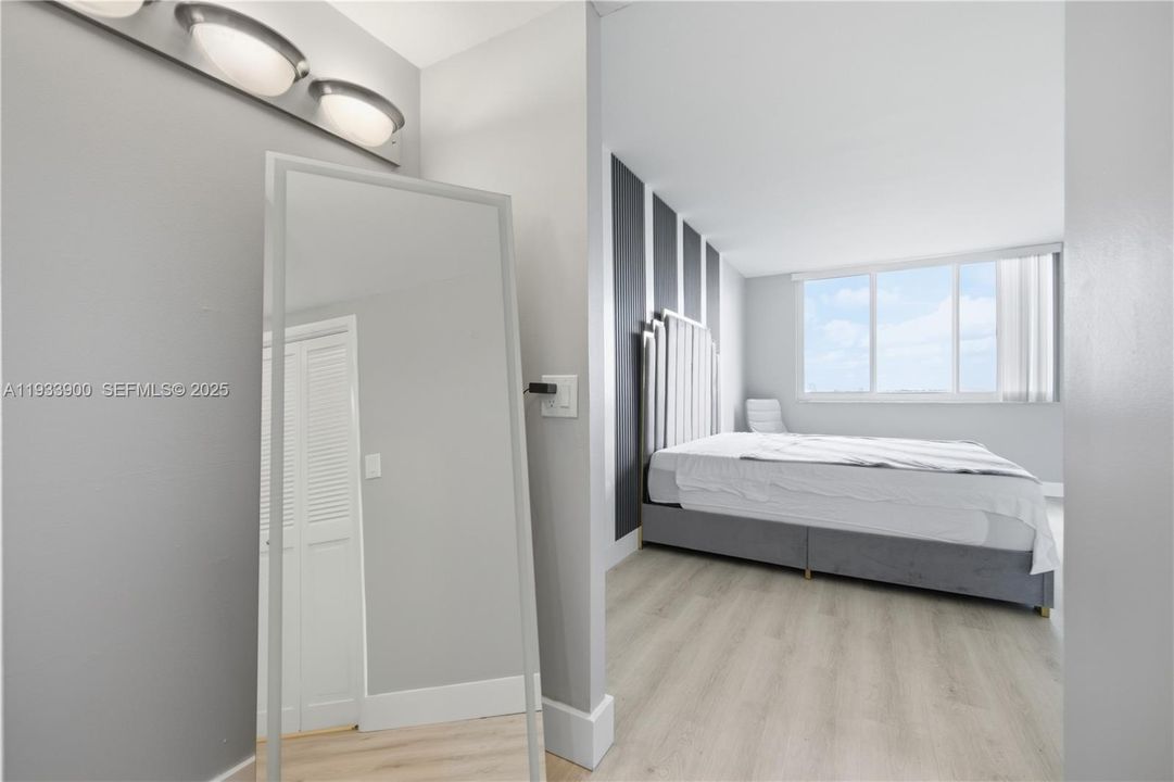 For Sale: $269,000 (2 beds, 2 baths, 1132 Square Feet)