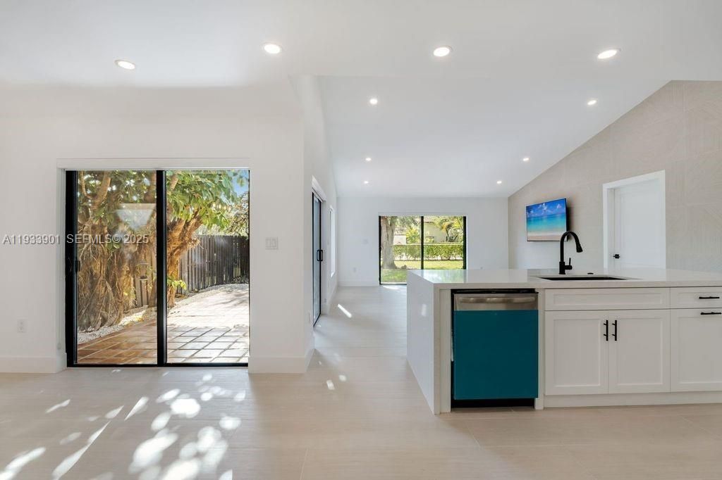 En Renta: $4,000 (3 camas, 2 baños, 1656 Pies cuadrados)