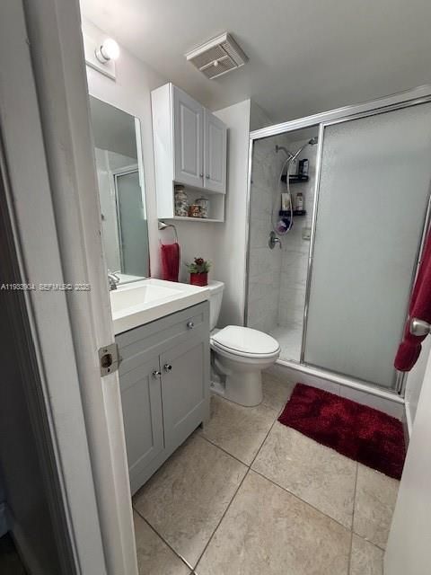 For Sale: $360,000 (2 beds, 2 baths, 859 Square Feet)