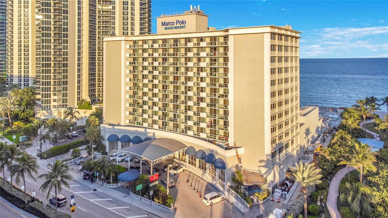 出租: $2,200 (0 贝兹, 1 浴室, 360 平方英尺)