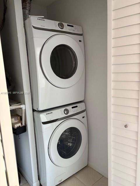 В аренду: $2,200 (2 спален, 2 ванн, 0 Квадратных фут)