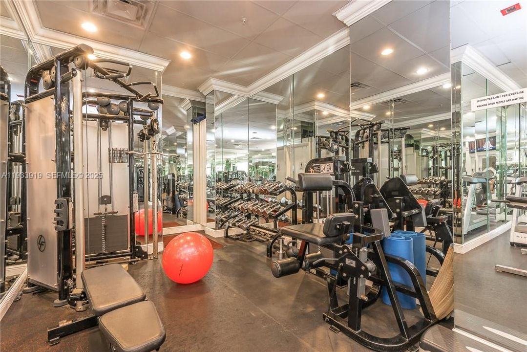 出租: $3,590 (2 贝兹, 2 浴室, 1312 平方英尺)