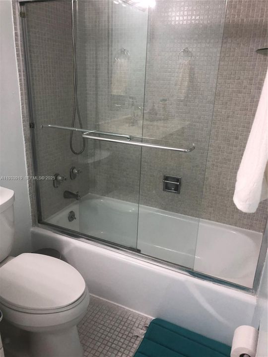 出租: $3,590 (2 贝兹, 2 浴室, 1312 平方英尺)