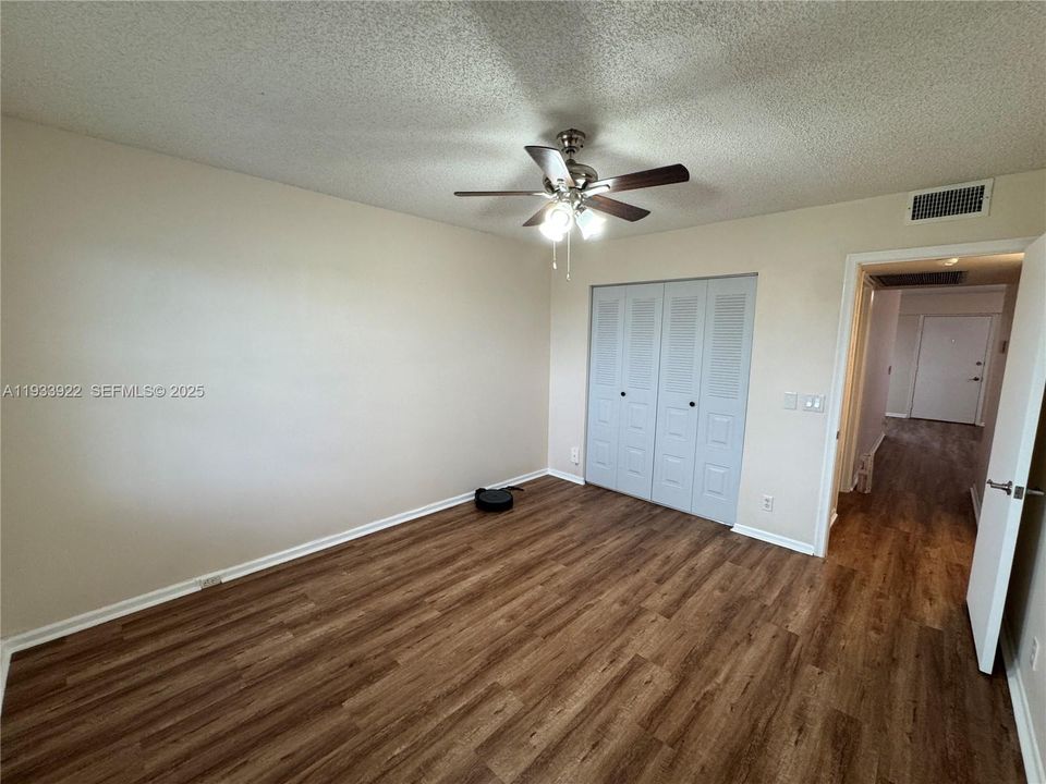 В аренду: $1,775 (2 спален, 1 ванн, 953 Квадратных фут)