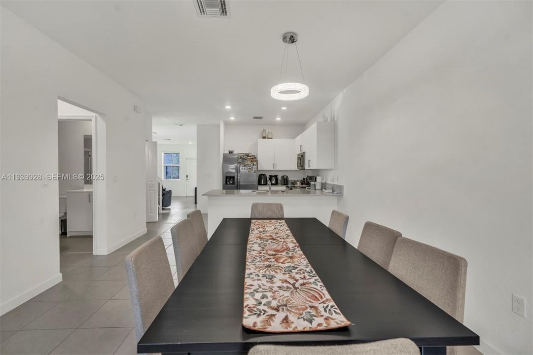 For Sale: $615,000 (4 beds, 3 baths, 1853 Square Feet)