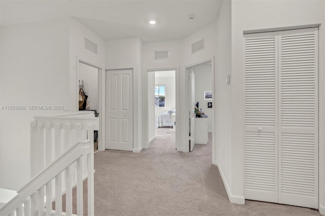 For Sale: $615,000 (4 beds, 3 baths, 1853 Square Feet)