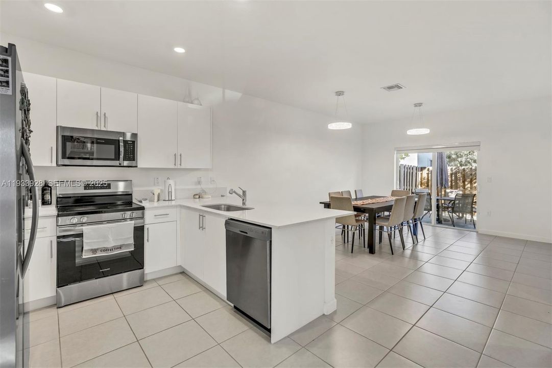 For Sale: $615,000 (4 beds, 3 baths, 1853 Square Feet)