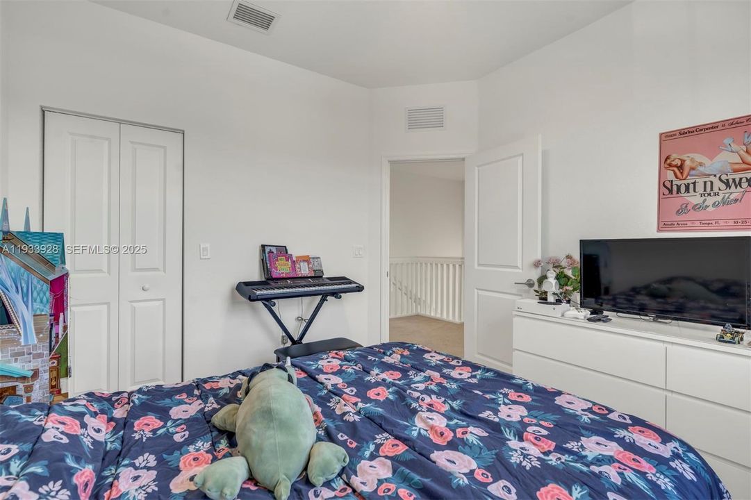 For Sale: $615,000 (4 beds, 3 baths, 1853 Square Feet)