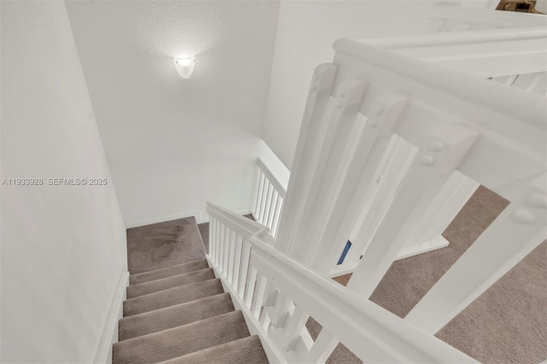 For Sale: $615,000 (4 beds, 3 baths, 1853 Square Feet)