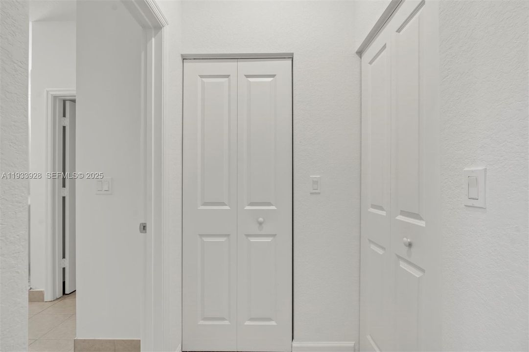 For Sale: $615,000 (4 beds, 3 baths, 1853 Square Feet)