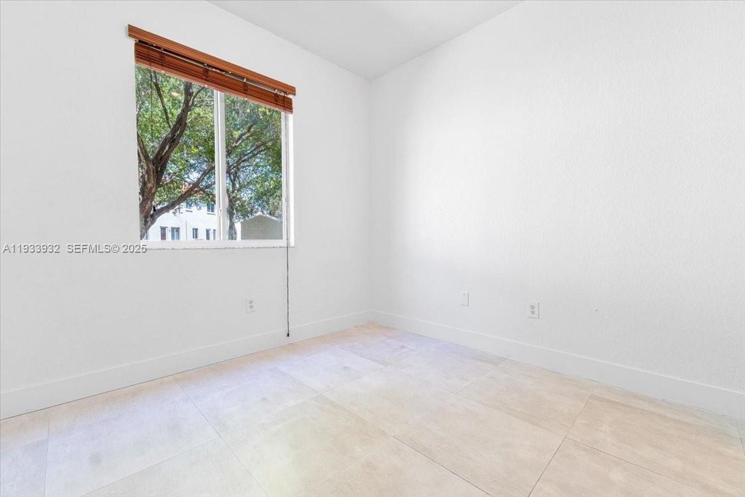 En Venta: $419,900 (4 camas, 3 baños, 1723 Pies cuadrados)