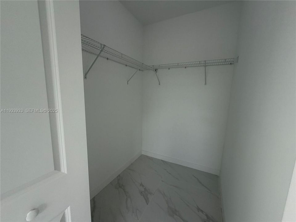 出租: $2,600 (2 贝兹, 2 浴室, 0 平方英尺)