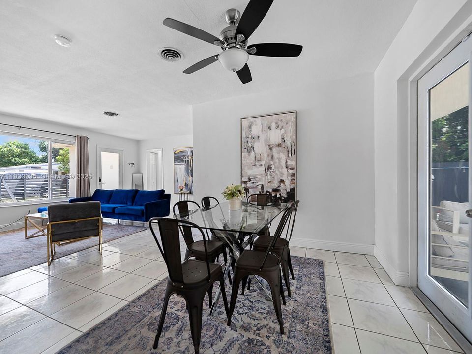 For Rent: $4,500 (4 beds, 2 baths, 1523 Square Feet)