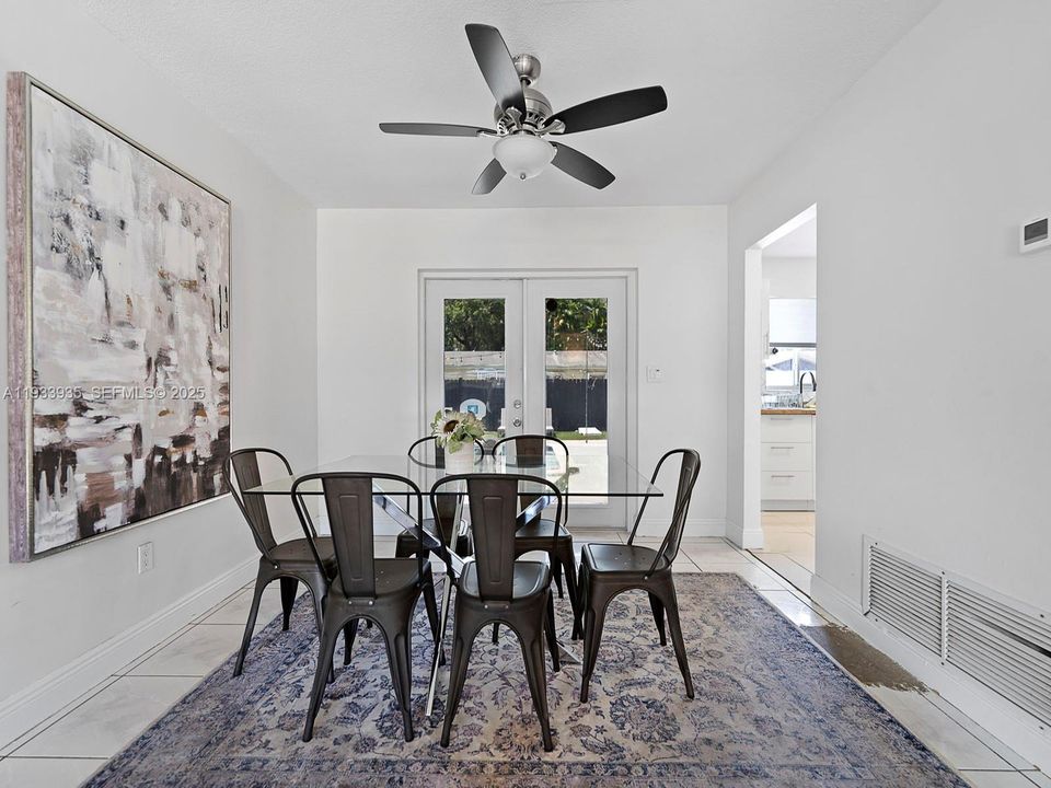 For Rent: $4,500 (4 beds, 2 baths, 1523 Square Feet)