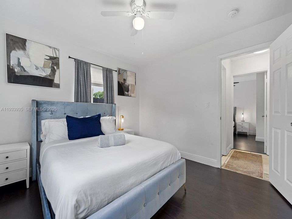 For Rent: $4,500 (4 beds, 2 baths, 1523 Square Feet)