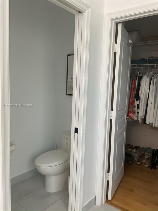 For Sale: $324,900 (3 beds, 2 baths, 1663 Square Feet)