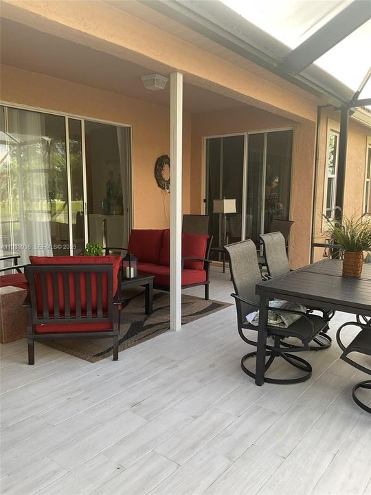 For Sale: $324,900 (3 beds, 2 baths, 1663 Square Feet)